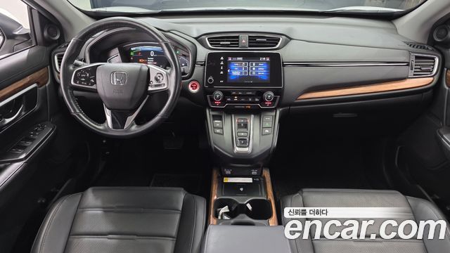 Honda CR-V — interior