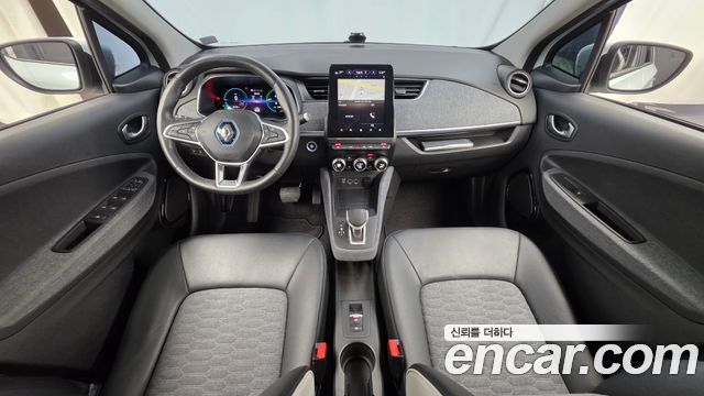 Renault Korea Zoe — interior