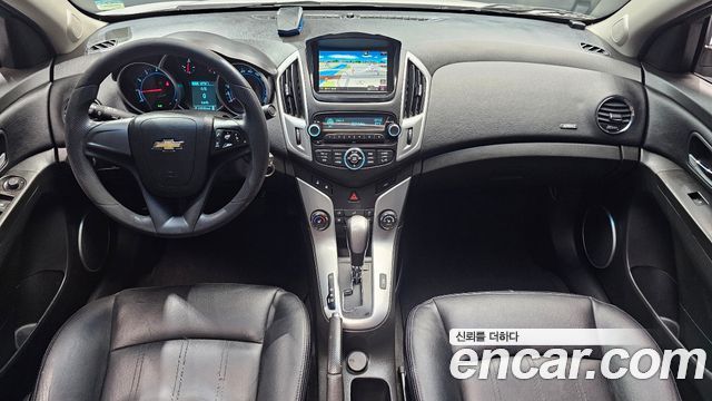 Chevrolet Korea Cruze — interior