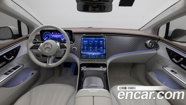 Mercedes-Benz EQE — interior