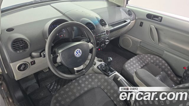 Volkswagen Beetle — interior