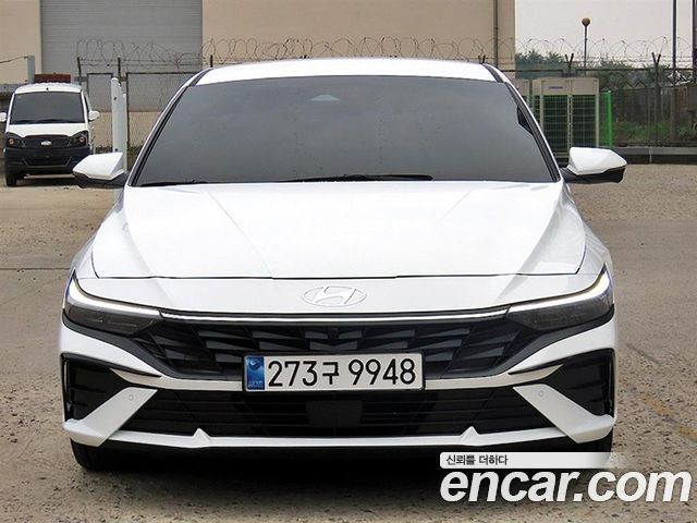 Hyundai Avante — exterior