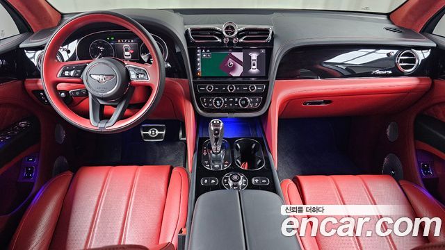 Bentley Bentayga — interior