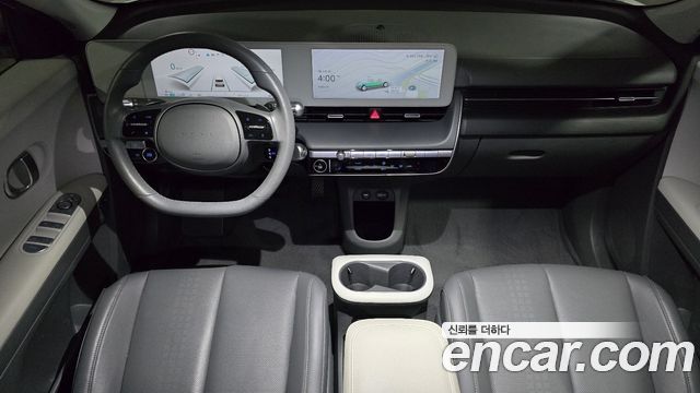 Hyundai IONIQ 5 — interior