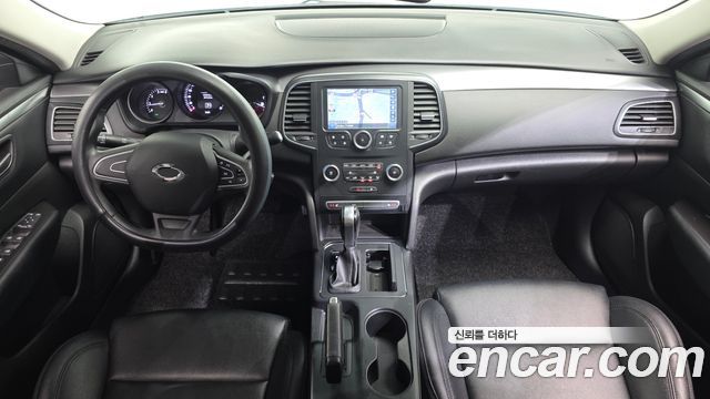 Renault Korea SM6 — interior