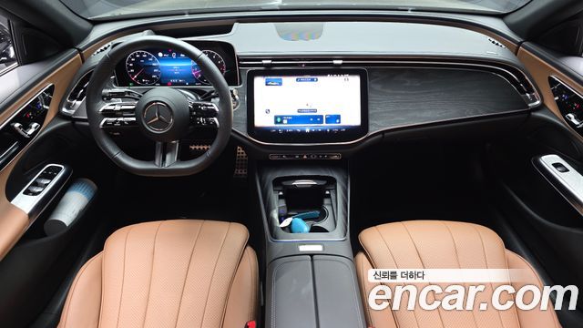 Mercedes-Benz E-Class — interior