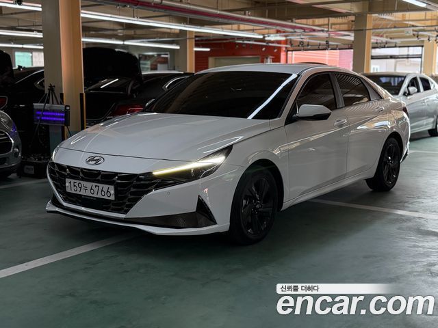 Hyundai Avante — exterior