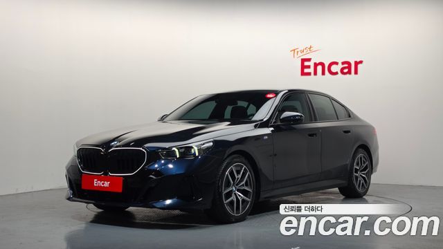 BMW 5 Series — exterior