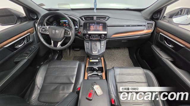 Honda CR-V — interior