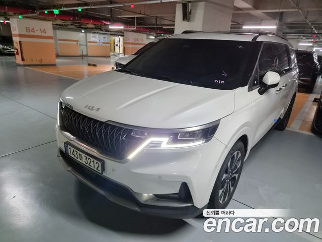 Kia Carnival — exterior