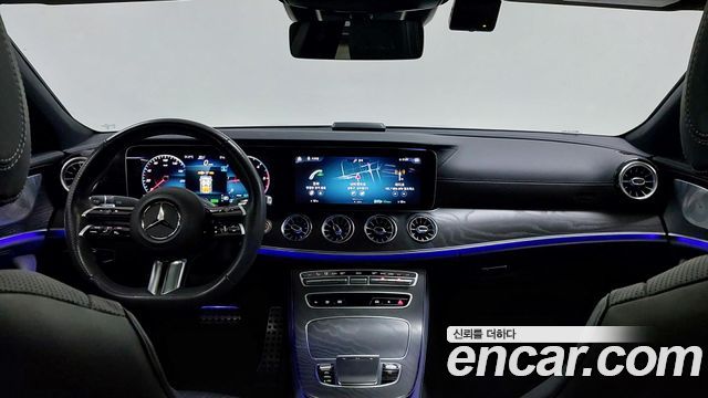 Mercedes-Benz CLS-Class — interior
