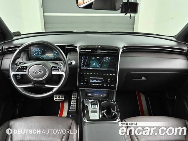 Hyundai Tucson — interior