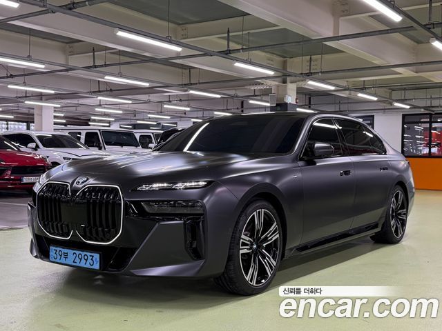 BMW i7 — exterior