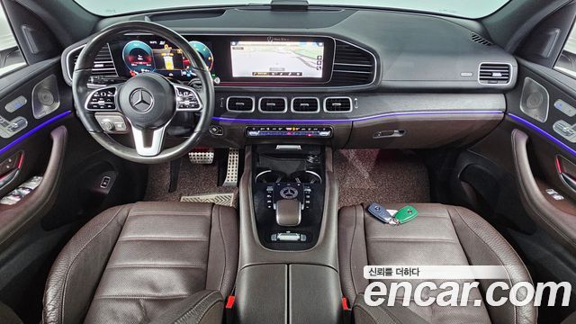 Mercedes-Benz GLS-Class — interior