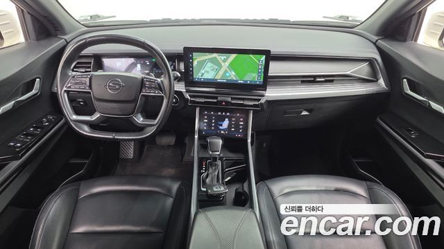 KG Mobility Torres — interior