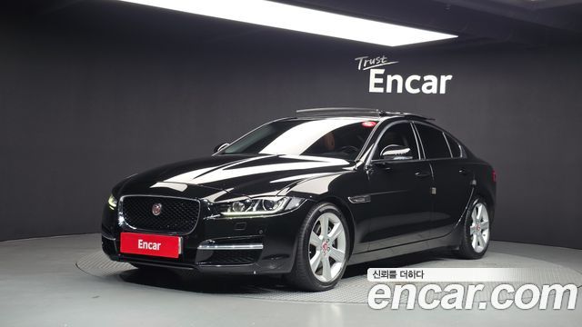 Jaguar XE — exterior