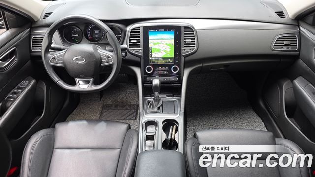 Renault Korea SM6 — interior