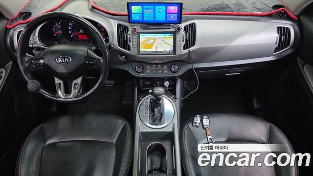 Kia Sportage — interior