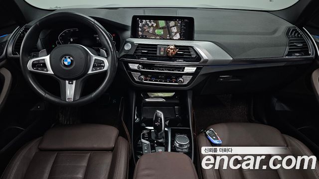 BMW X3 — interior