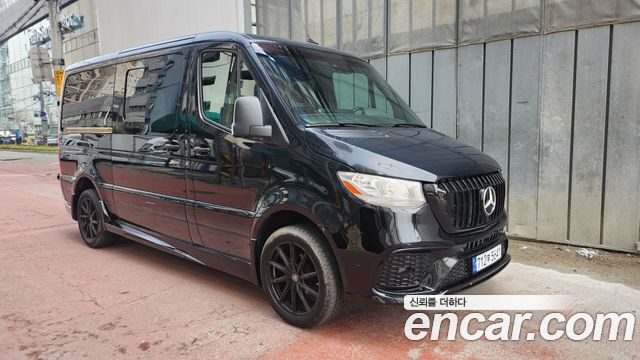 Mercedes-Benz Sprinter — exterior