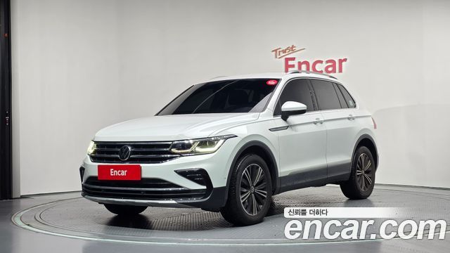 Volkswagen Tiguan — exterior