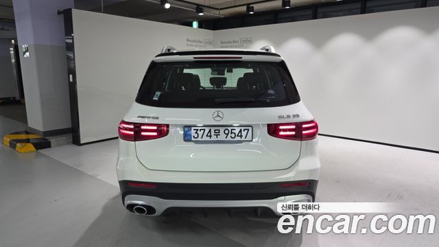 Mercedes-Benz GLB-Class — interior