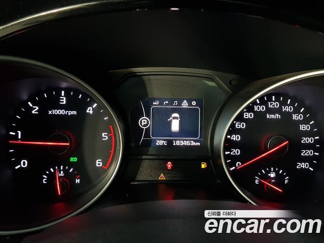 Kia Carnival — interior