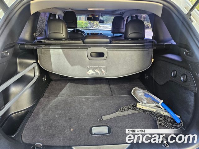 Jeep Cherokee — interior