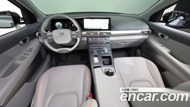 Hyundai Nexo — interior