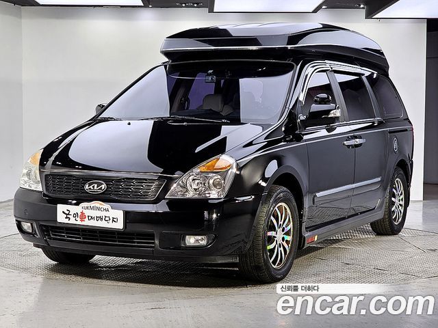 Kia Carnival — exterior