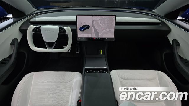 Tesla Model 3 — interior