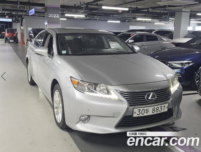 Lexus ES — exterior