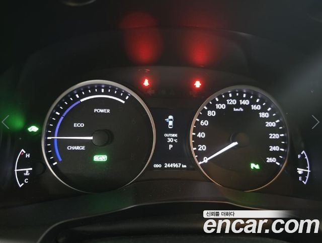 Lexus ES — interior