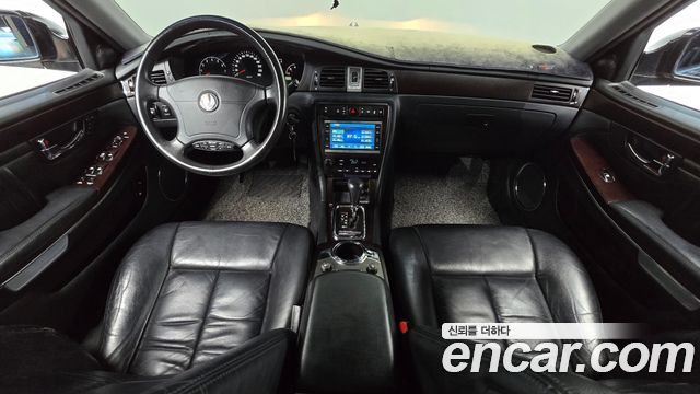 KG Mobility Chairman — interior