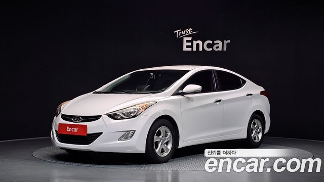 Hyundai Avante — exterior
