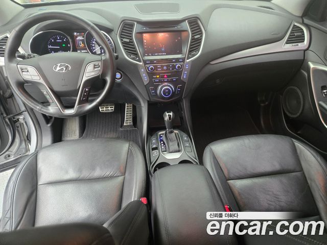 Hyundai Maxcruz — interior