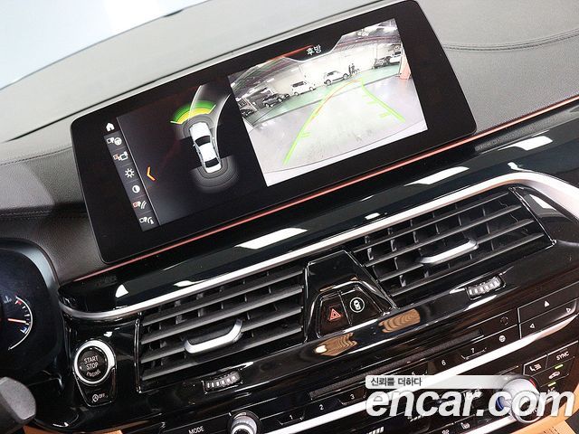 BMW 5 Series — interior