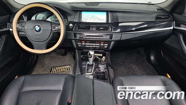 BMW 5 Series — interior