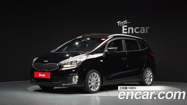 Kia Carens — exterior