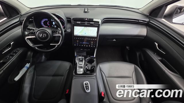 Hyundai Tucson — interior