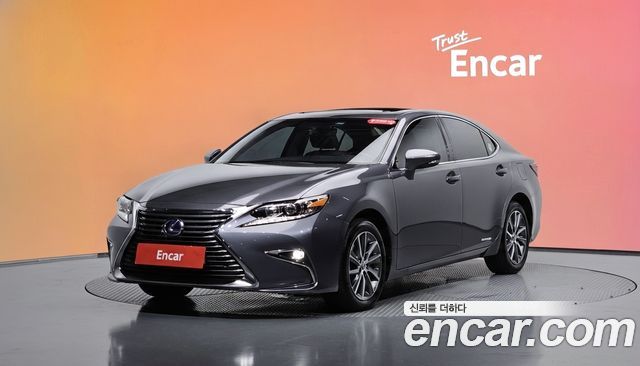 Lexus ES — exterior