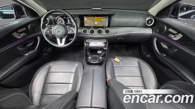 Mercedes-Benz E-Class — interior