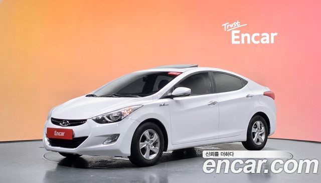 Hyundai Avante — exterior