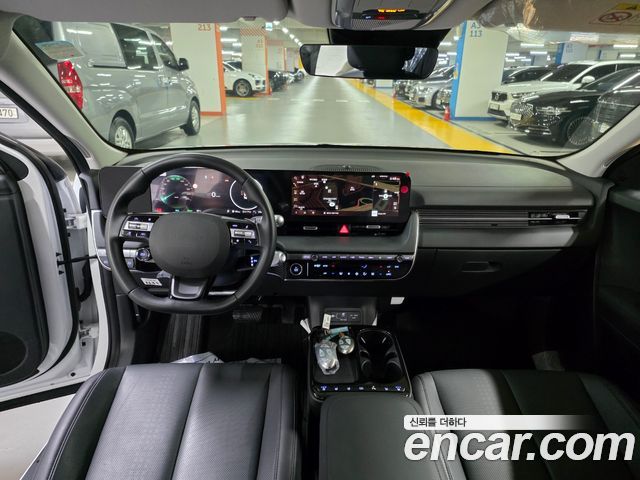 Hyundai IONIQ 5 — interior