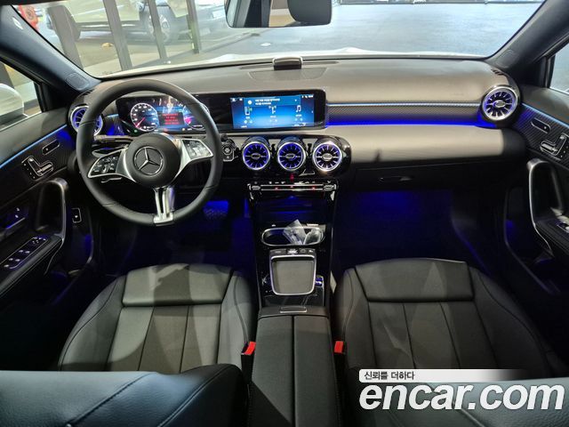 Mercedes-Benz A-Class — interior