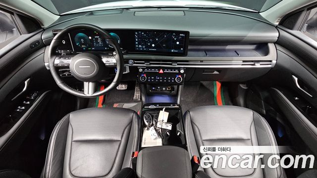 Hyundai Tucson — interior