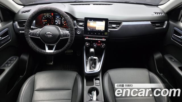 Renault Korea XM3 — interior