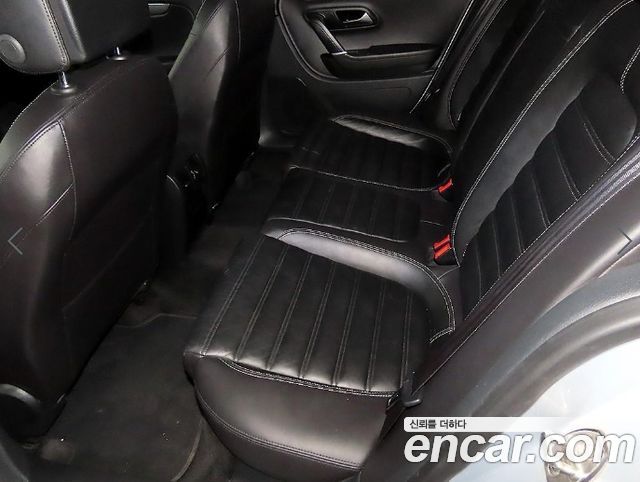 Volkswagen CC — interior