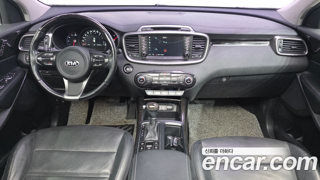 Kia Sorento — interior
