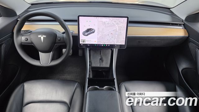 Tesla Model 3 — interior
